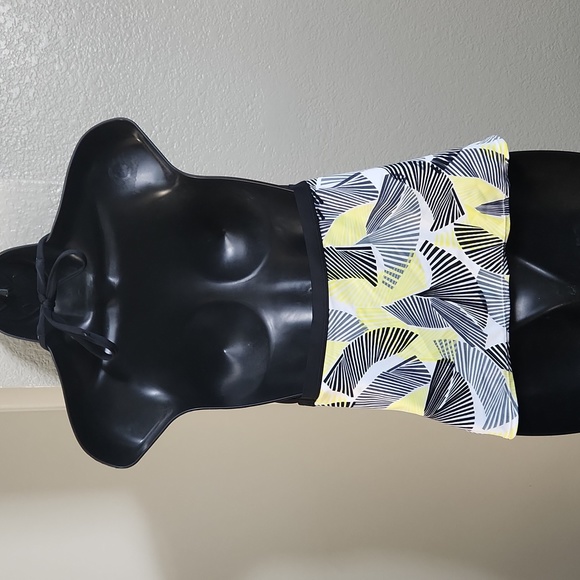 Nike Yellow/Black Floral Tankini Top Size 10 - Picture 3 of 7